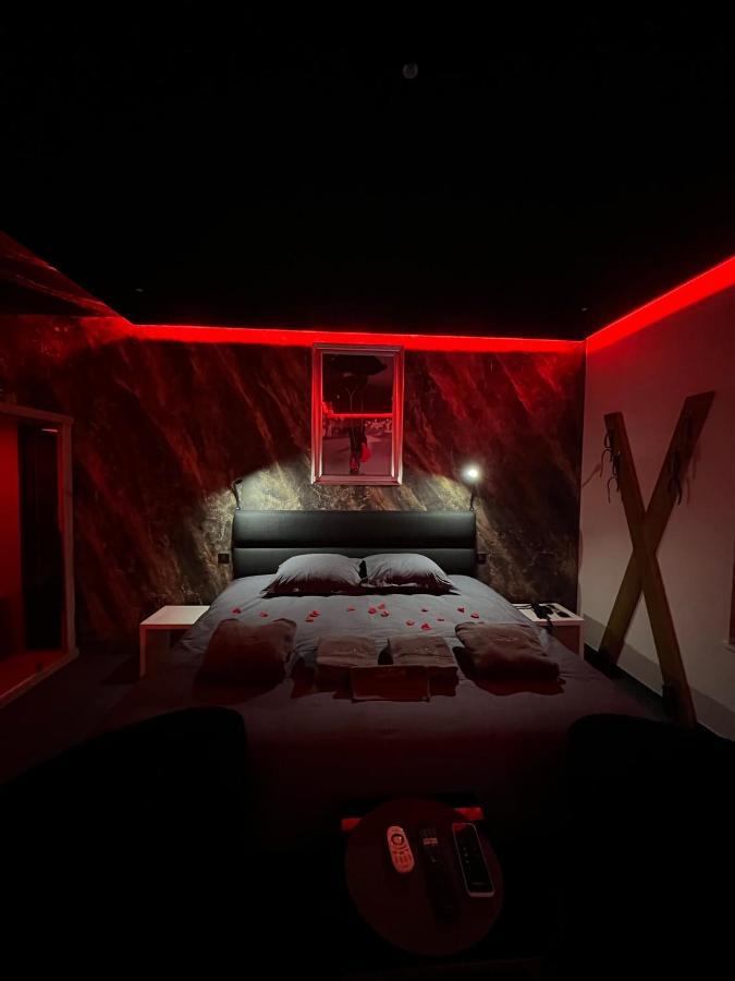 Spa De La Quarterelle Love Room 88 Vosges Remiremont Dış mekan fotoğraf